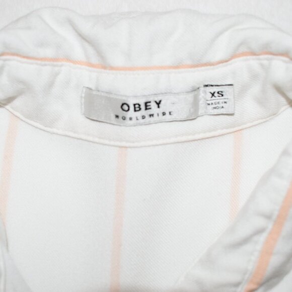 Obey Crop Shirt Sz XS Button Down Striped Relaxed Fit Minimalist Neutral Preppy - Picture 5 of 8